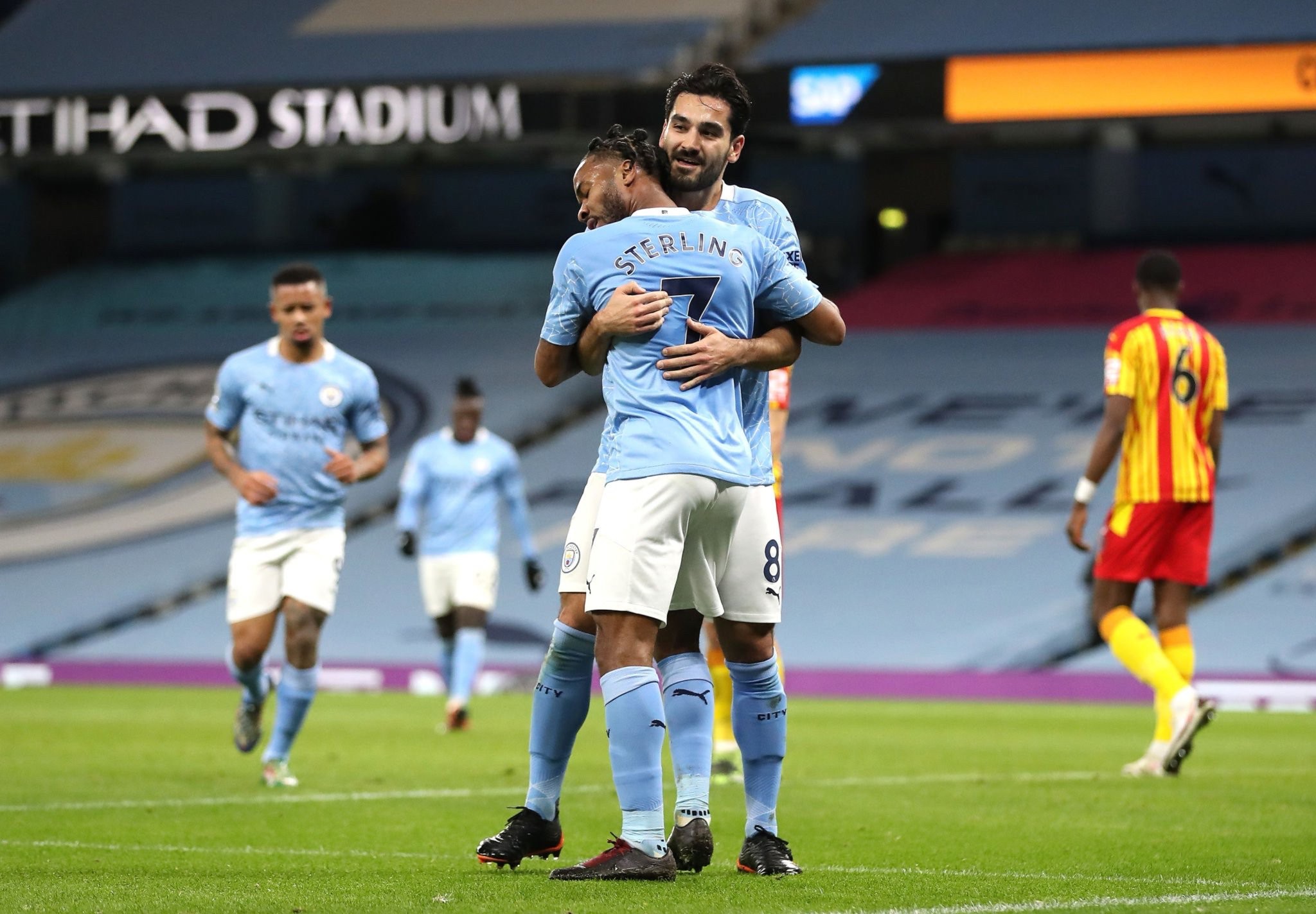 辟新天地 辟新天地